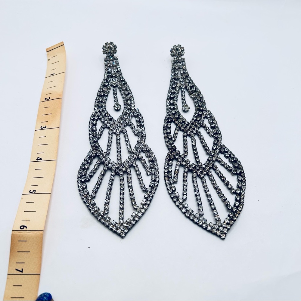 6” Elegant Silver Rhinestone Dangle Statement Ear… - image 1